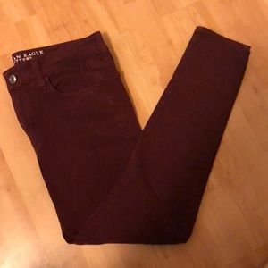 American Eagle Maroon Jegging